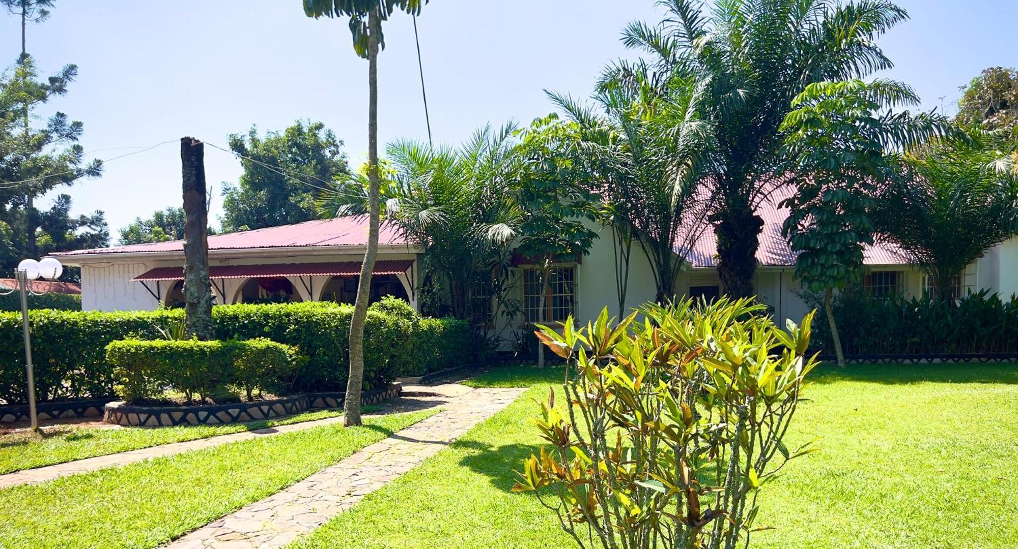 Sunset Hotel Entebbe Exterior foto