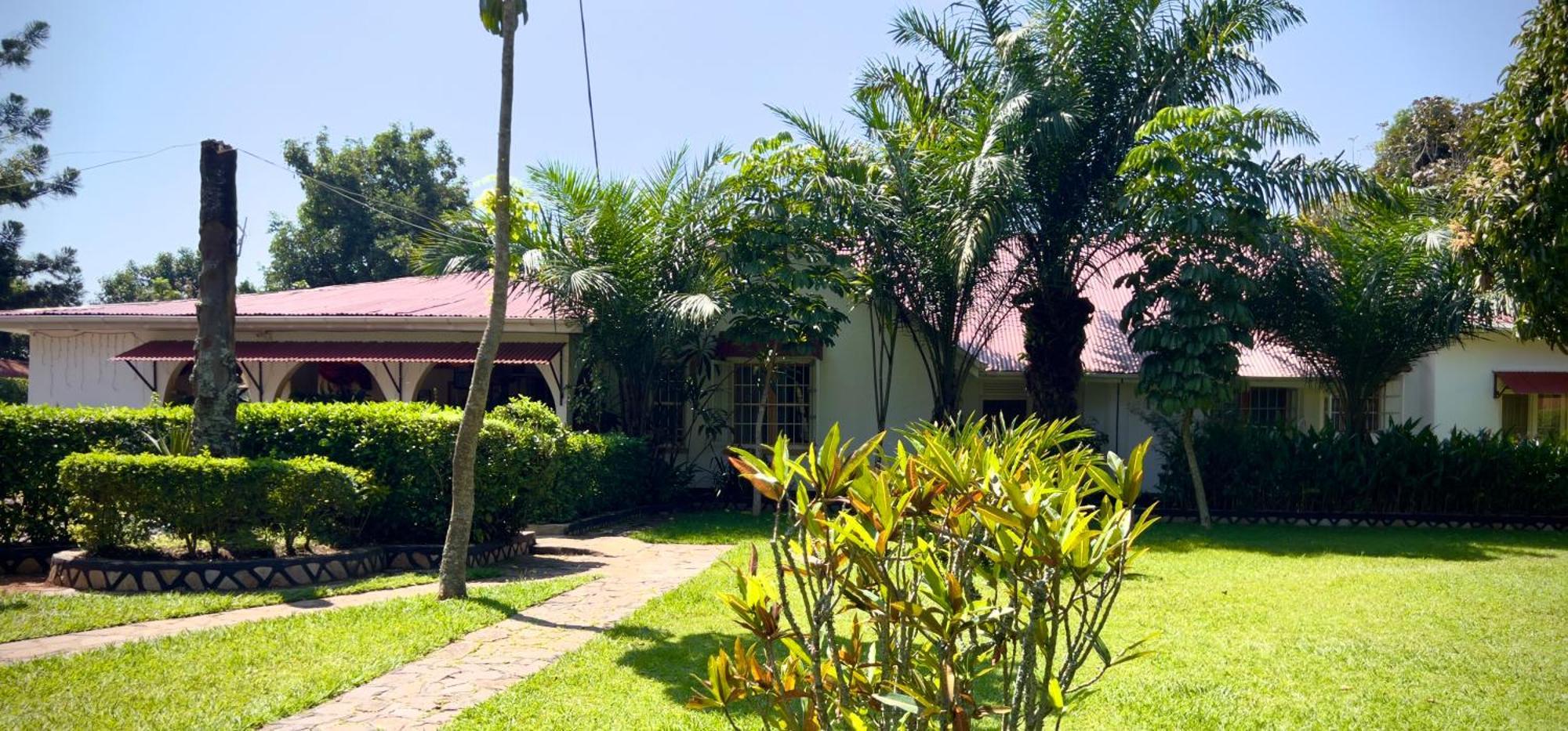 Sunset Hotel Entebbe Exterior foto